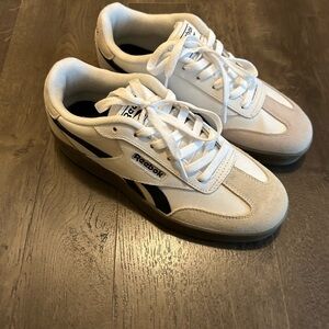Reebok Women’s White and Blue Sneakers